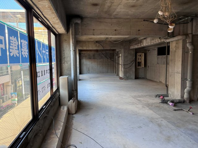 セントラル本八幡ビルの内装