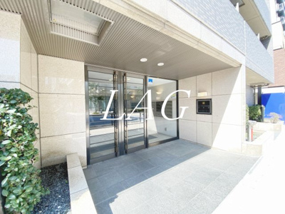 【エントランス】 | ルーブル白金高輪弐番館 | エントランスです。