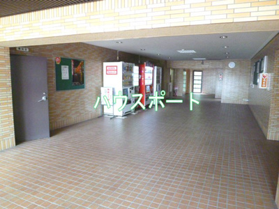 【エントランス】 | ルミエール桂川