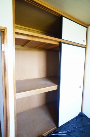 エルディム西Ａの収納