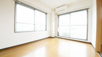 【居間・リビング】 | 山十マンション | 洋室のお部屋です。