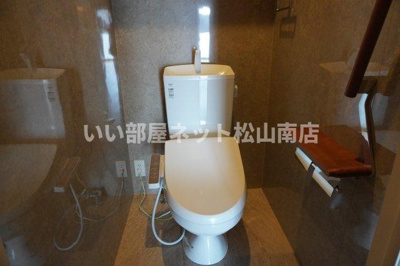 【トイレ】 | シャーメゾンキャメリア