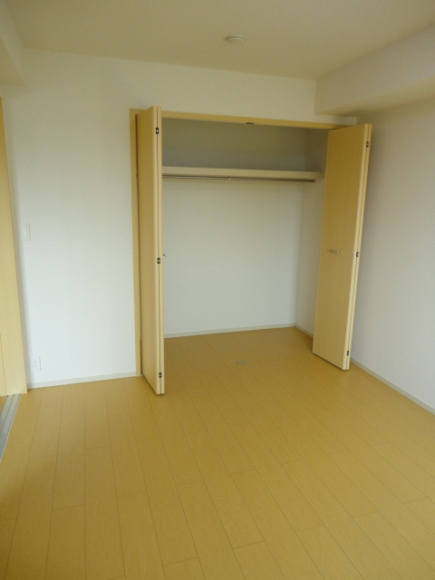 アイランド・ヒルズ下妻の収納|居室・リビング