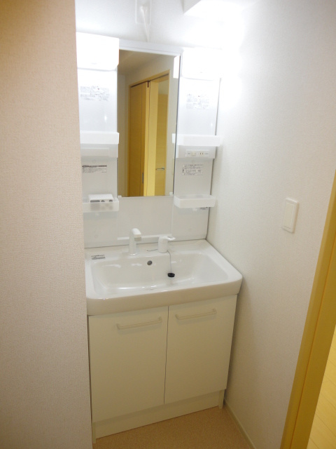 アイランド・ヒルズ下妻の独立洗面台|洗面所