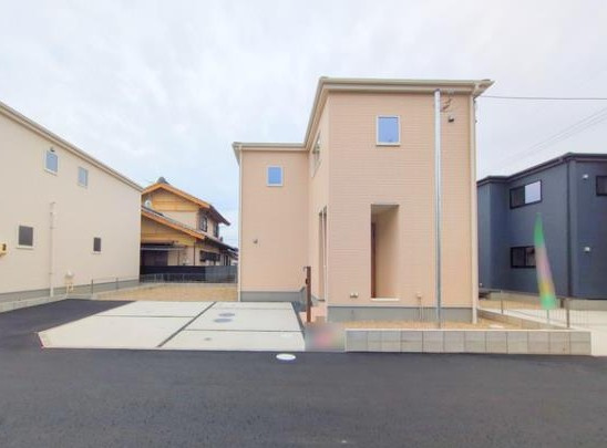 【仲介手数料無料/一宮市】一宮市赤見小学校西　リーブルガーデンの外観