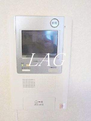 【セキュリティ】 | ルーブル南品川 | モニター付きインターホンです。