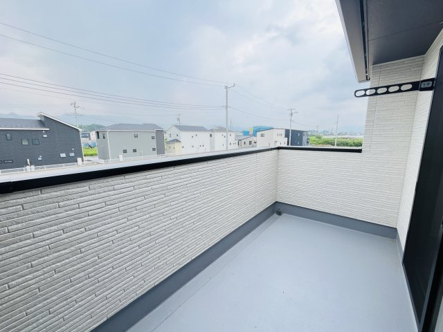 【バルコニー】