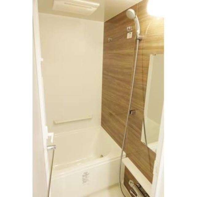 ヴェルデュール高田馬場の浴室