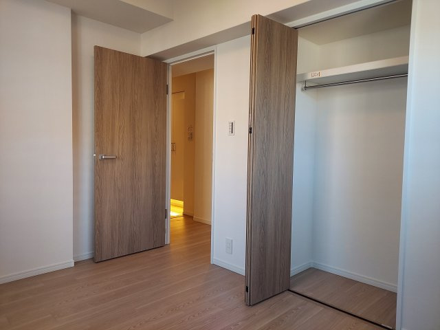 パークスクエア宝塚フォレストタワーの洋室|洋室約5帖