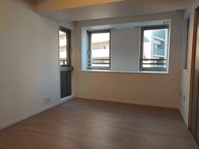 パークスクエア宝塚フォレストタワーの洋室|洋室約6.2帖