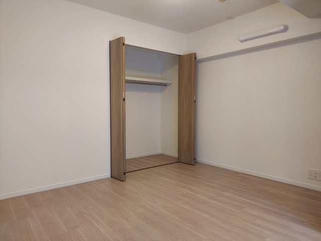 パークスクエア宝塚フォレストタワーの洋室|洋室約6帖