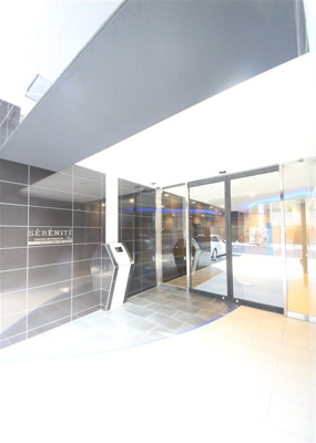 【エントランス】 | セレニテ堺筋本町リアン