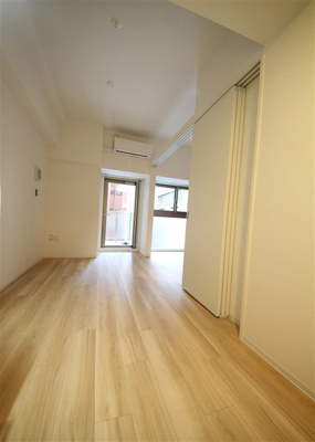 【居間・リビング】 | セレニテ堺筋本町リアン