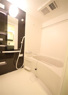 【浴室】 | セレニテ堺筋本町リアン