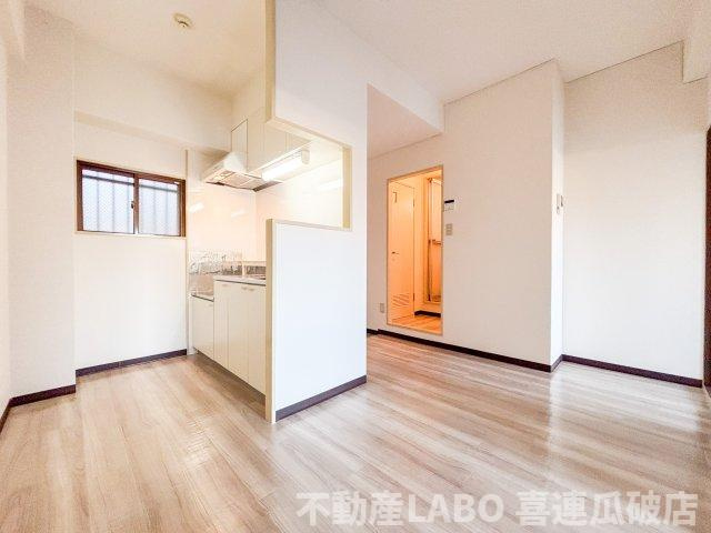 リベラルパレス平野の居間・リビング