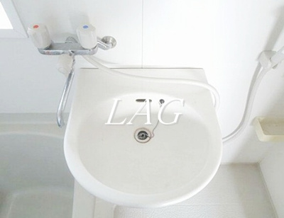 【洗面所】 | コーポ羽根木 | 洗面台です。