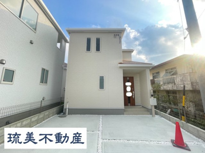 【外観】 | 南城市大里嶺井（全7棟）A号棟 | A号棟　駐車3台可♪