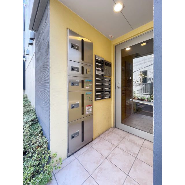 ブランシェ文京白山Ⅱのエントランス