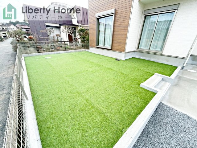 小美玉市栗又四ヶ　新築戸建の庭