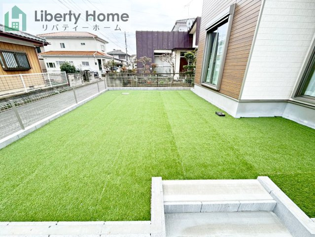 小美玉市栗又四ヶ　新築戸建の庭