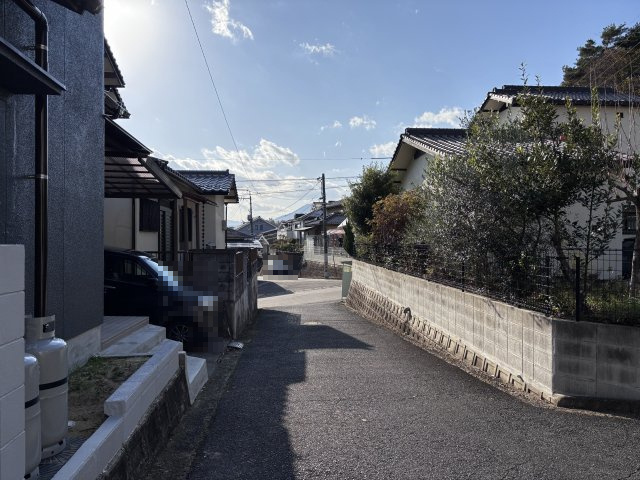 中古戸建　長楽寺3丁目の前面道路含む現地写真