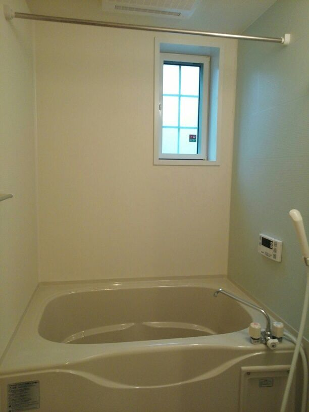 ＰＥＡＲＬ（パール）の浴室|日々の疲れを癒すお風呂付です