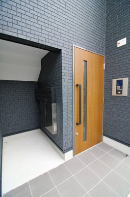 【エントランス】 | CLOVER津福