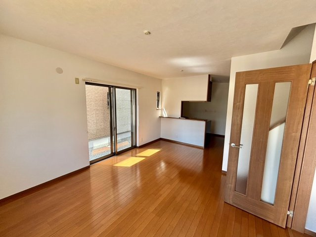 マハロ継の居間・リビング