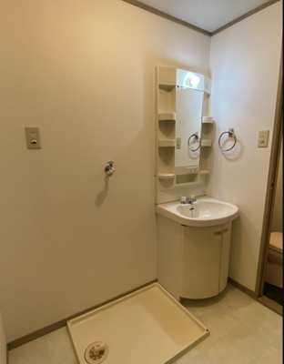 【洗面所】 | FR合川