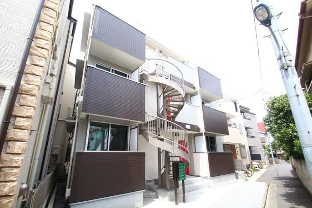 コルティーレ十条の外観