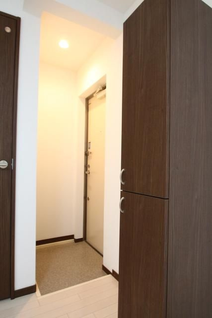 コルティーレ十条の玄関