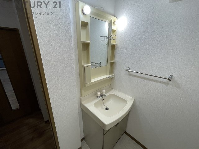 洗面化粧台付き！
