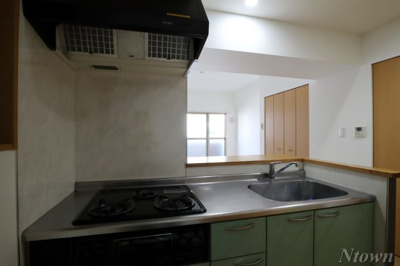 【キッチン】 | エピュレ | きれいなキッチンです