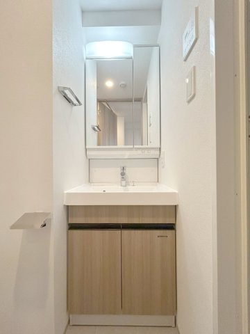 「防音マンション」クリオ ラモード町田サウンドテラスの独立洗面台