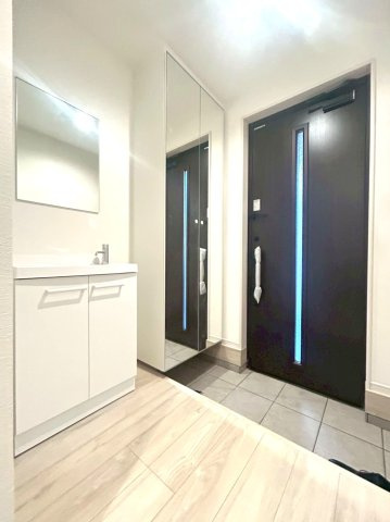 練馬区貫井３丁目　新築一戸建　西武池袋線　富士見台の玄関