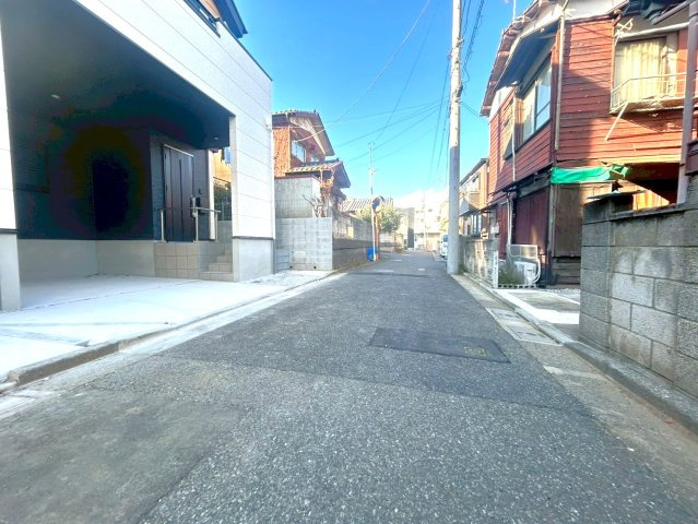 練馬区貫井３丁目　新築一戸建　西武池袋線　富士見台の前面道路含む現地写真
