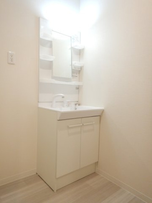 【洗面所】 | クレストコートＢ | 松島　クレストコートB　1LDK　洗面所