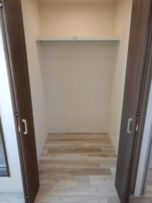 【収納】 | クレストコートＢ | 松島　クレストコートB　1LDK　ウォークインクローゼット