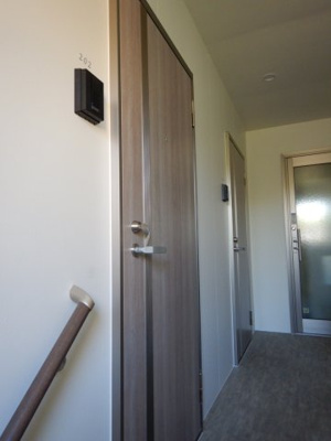 【玄関】 | クレストコートＢ | 松島　クレストコートB　1LDK　玄関