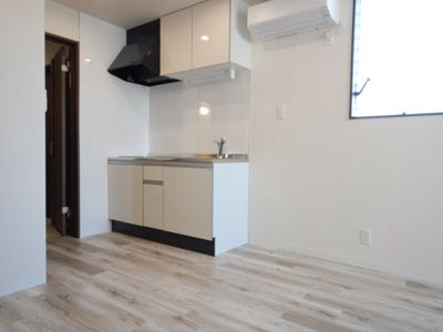 【居間・リビング】 | クレストコートＢ | 松島　クレストコートB　1LDK　居間・リビング