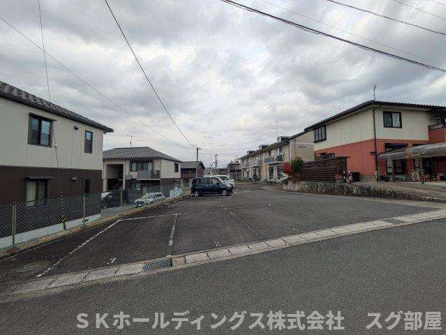 ベラコートの駐車場