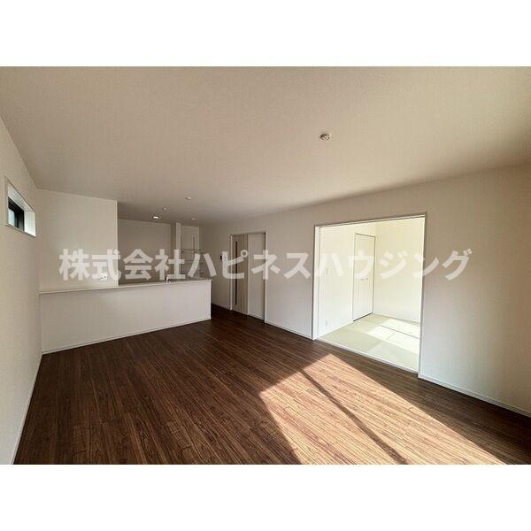 Ｋｏｌｅｔ清水公園～コレットシミズコウエン～の居間・リビング