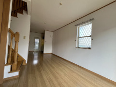 ルミエールヴィラの居間・リビング