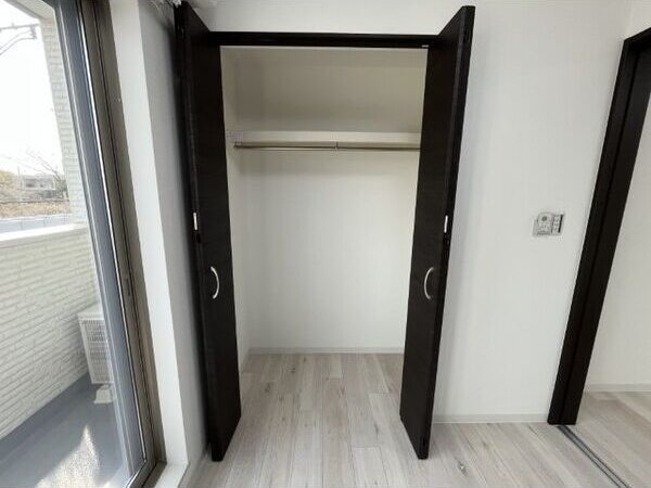 ジーメゾン名古屋牛立オークの収納|こまごまとしたものを収納できそうですね