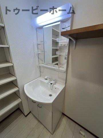 クオーレ小手指の洗面所|脱衣スペースもあります