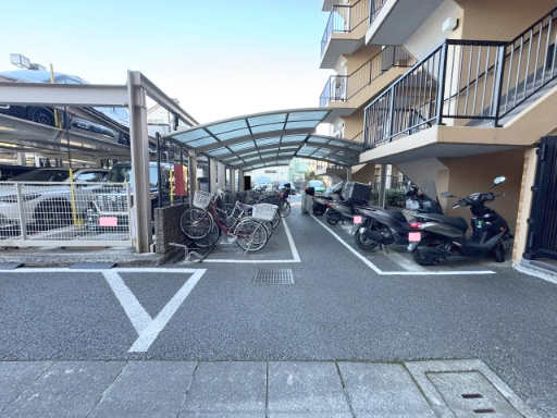 バイク置き場