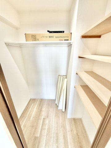 プラネ三軒茶屋の収納