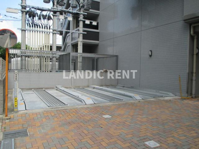 【駐車場】 | ロイヤル博多駅前