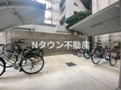 【その他共用部分】 | ヴィオラレジデンス | 駐輪場です