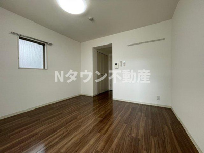 【居間・リビング】 | ヴィオラレジデンス | ゆったりとしたリビングです